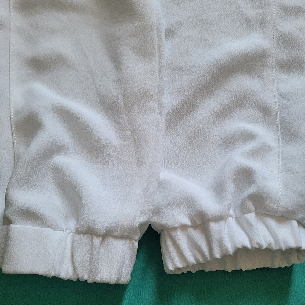 Bebe  white-black long pant size 8